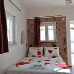 Zafiri Countryside Retreat *